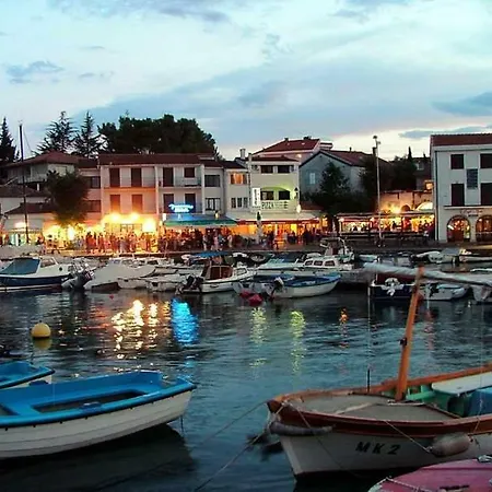 Mija 2a **** Apartman Malinska