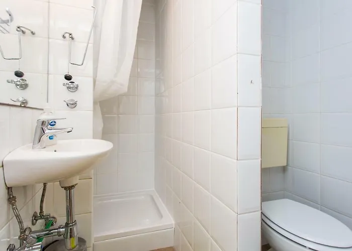 Mija 2a **** * Malinska